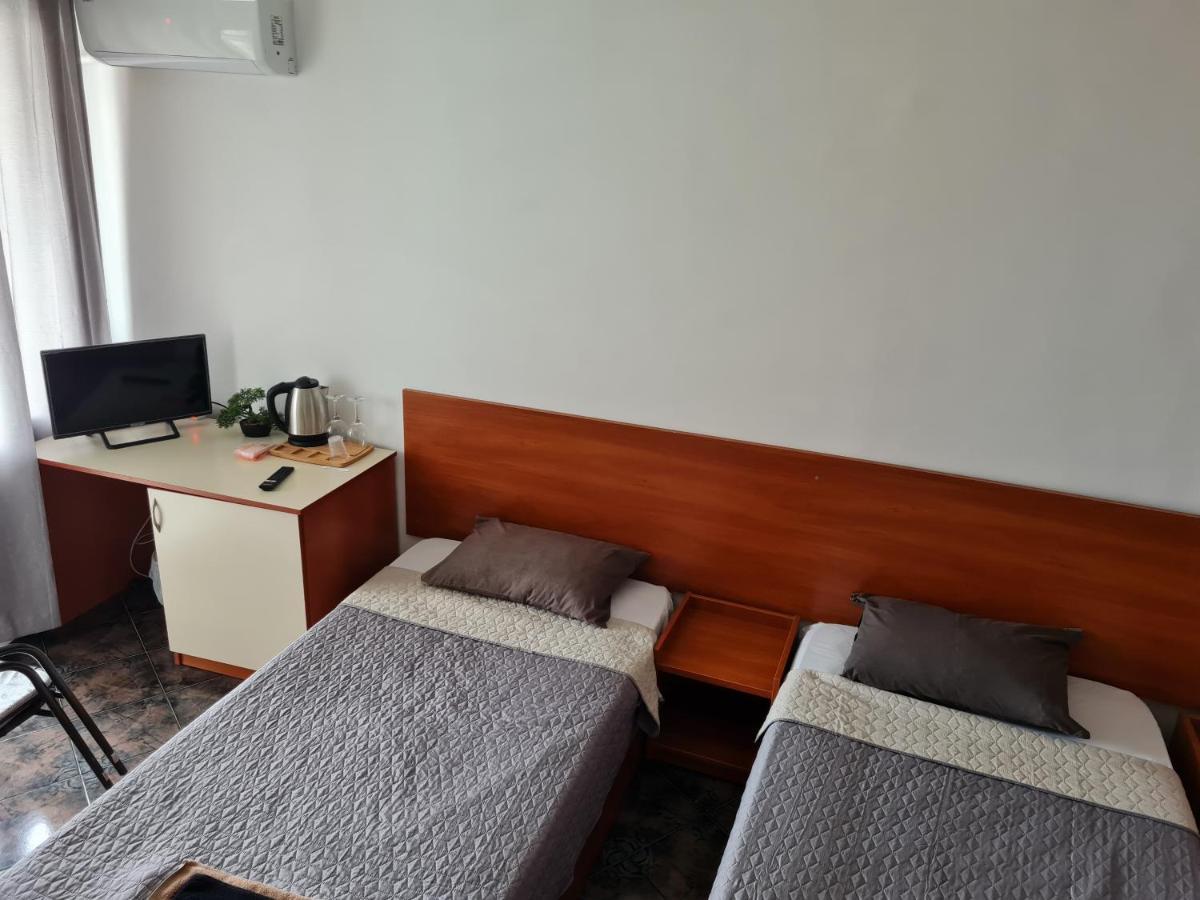 Алми Almi Hotel Sveti Vlas Buitenkant foto