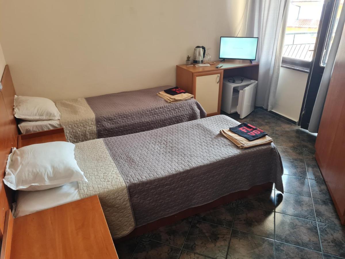 Алми Almi Hotel Sveti Vlas Buitenkant foto