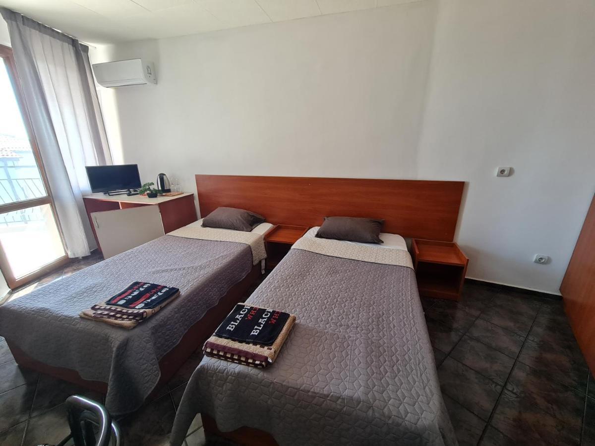 Алми Almi Hotel Sveti Vlas Buitenkant foto