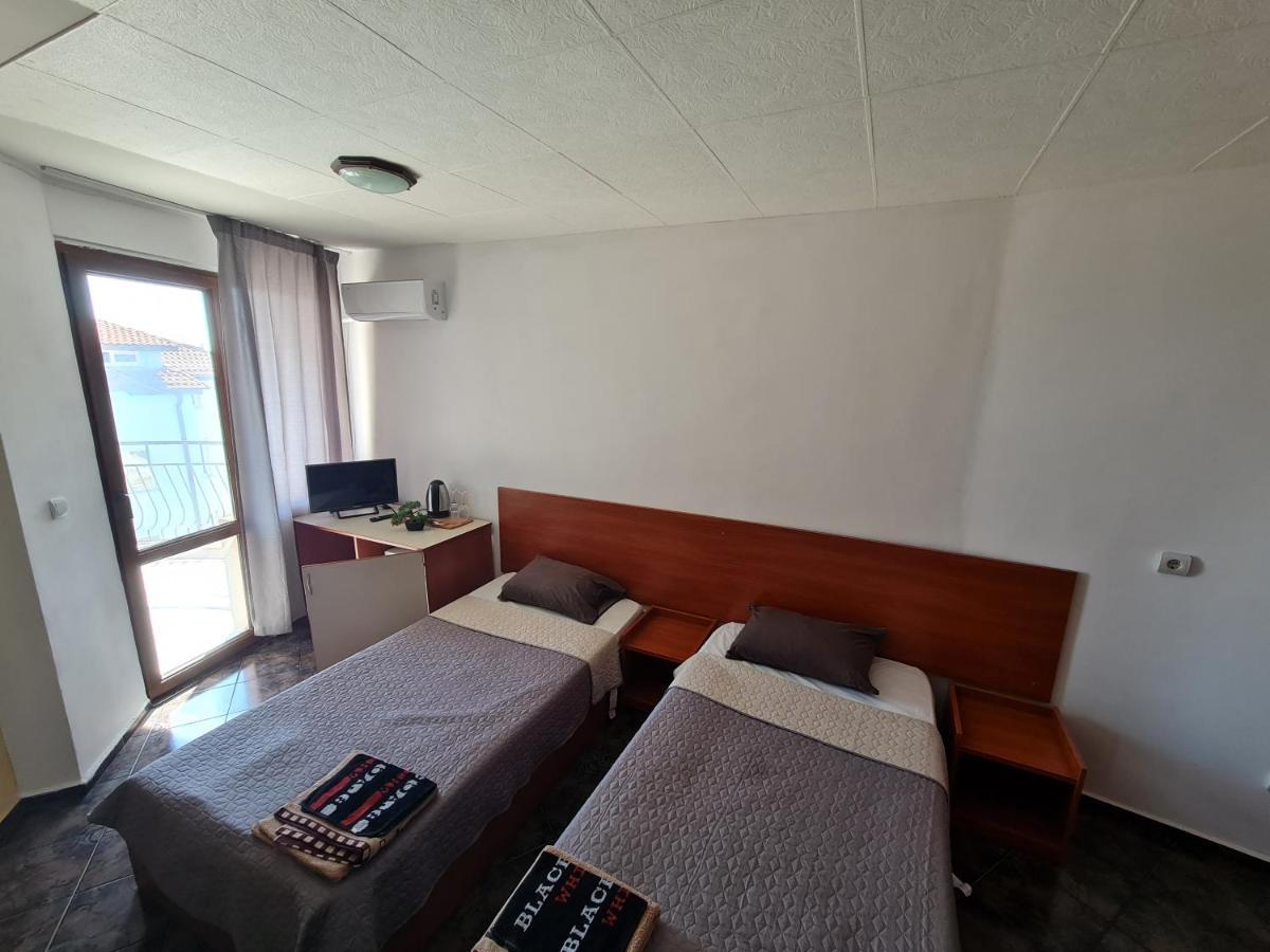Алми Almi Hotel Sveti Vlas Buitenkant foto