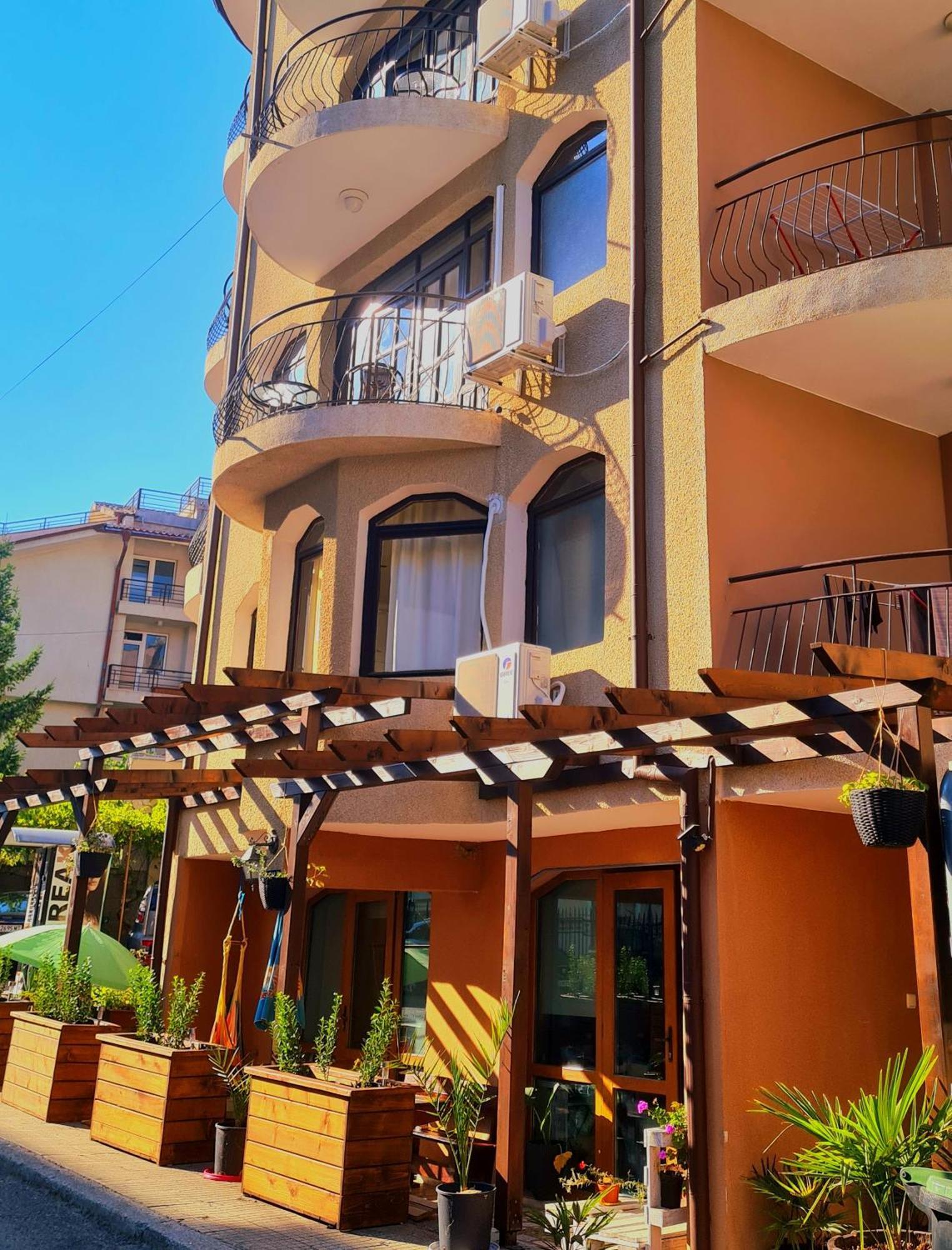 Алми Almi Hotel Sveti Vlas Buitenkant foto
