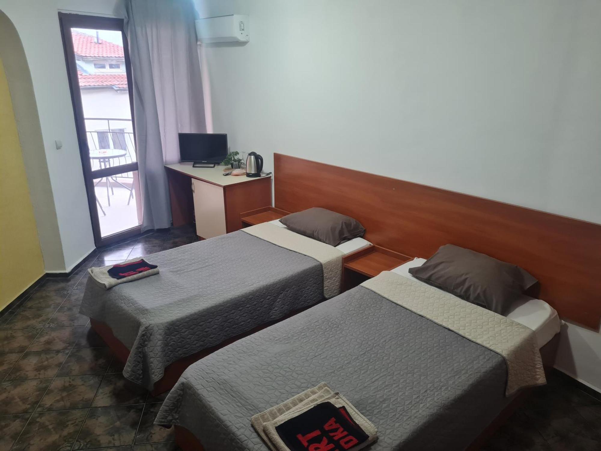 Алми Almi Hotel Sveti Vlas Buitenkant foto