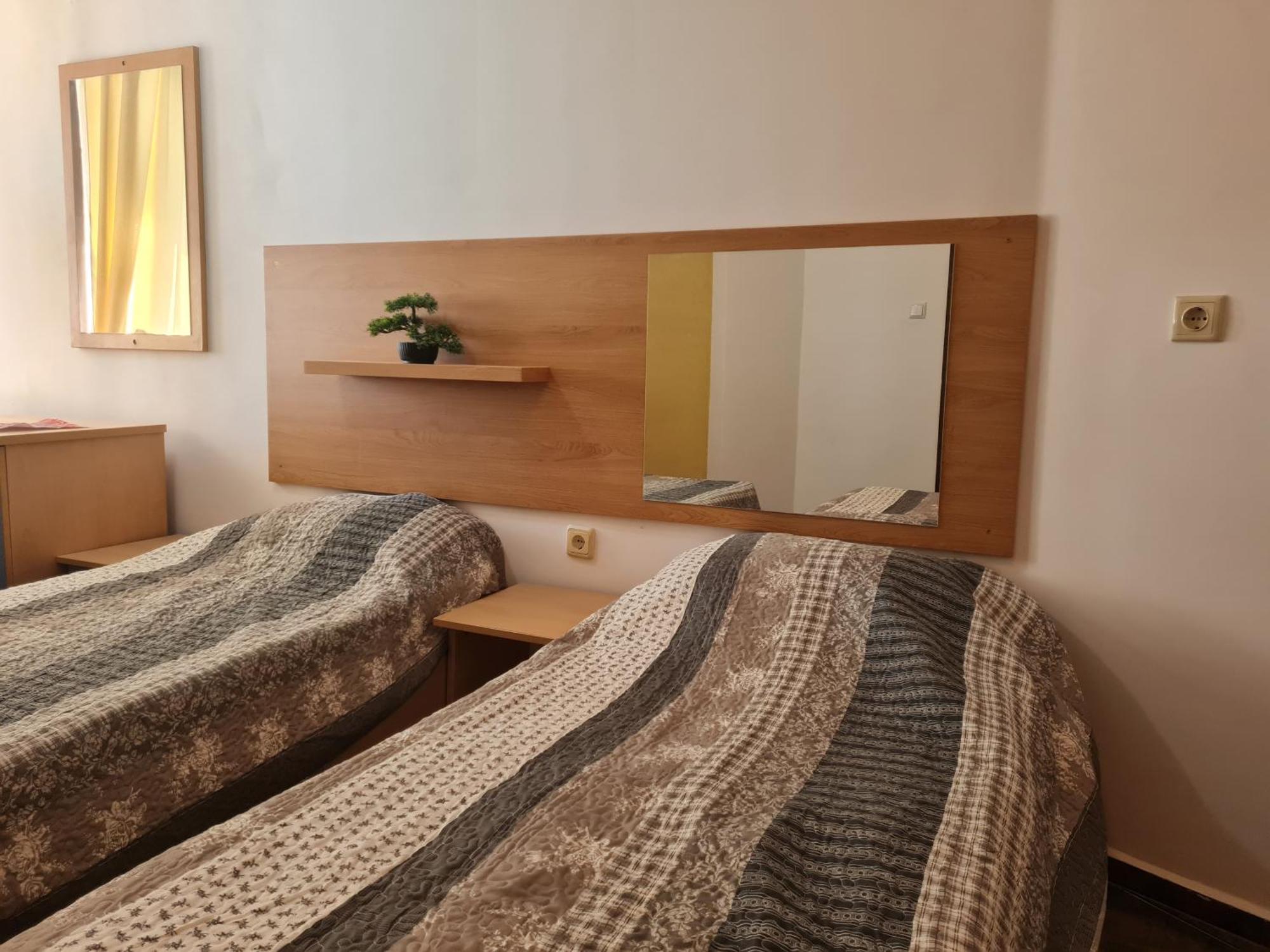 Алми Almi Hotel Sveti Vlas Buitenkant foto