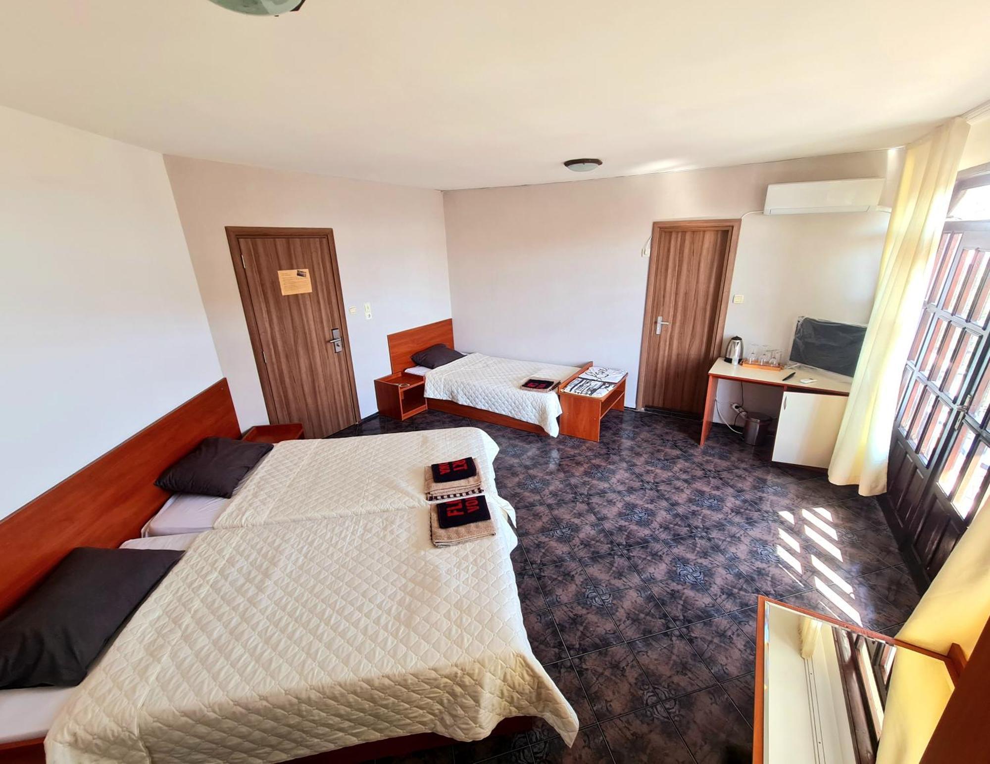 Алми Almi Hotel Sveti Vlas Buitenkant foto