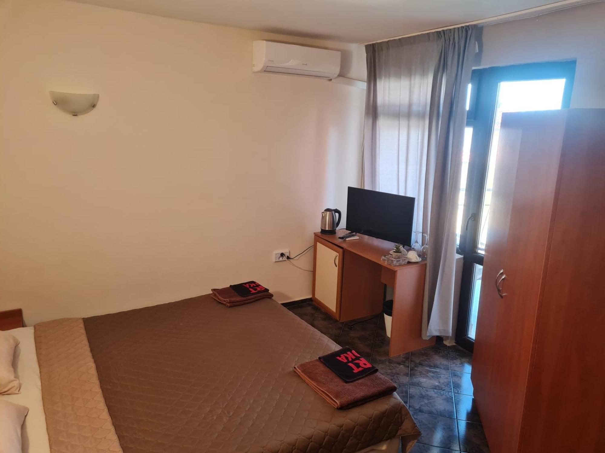 Алми Almi Hotel Sveti Vlas Buitenkant foto